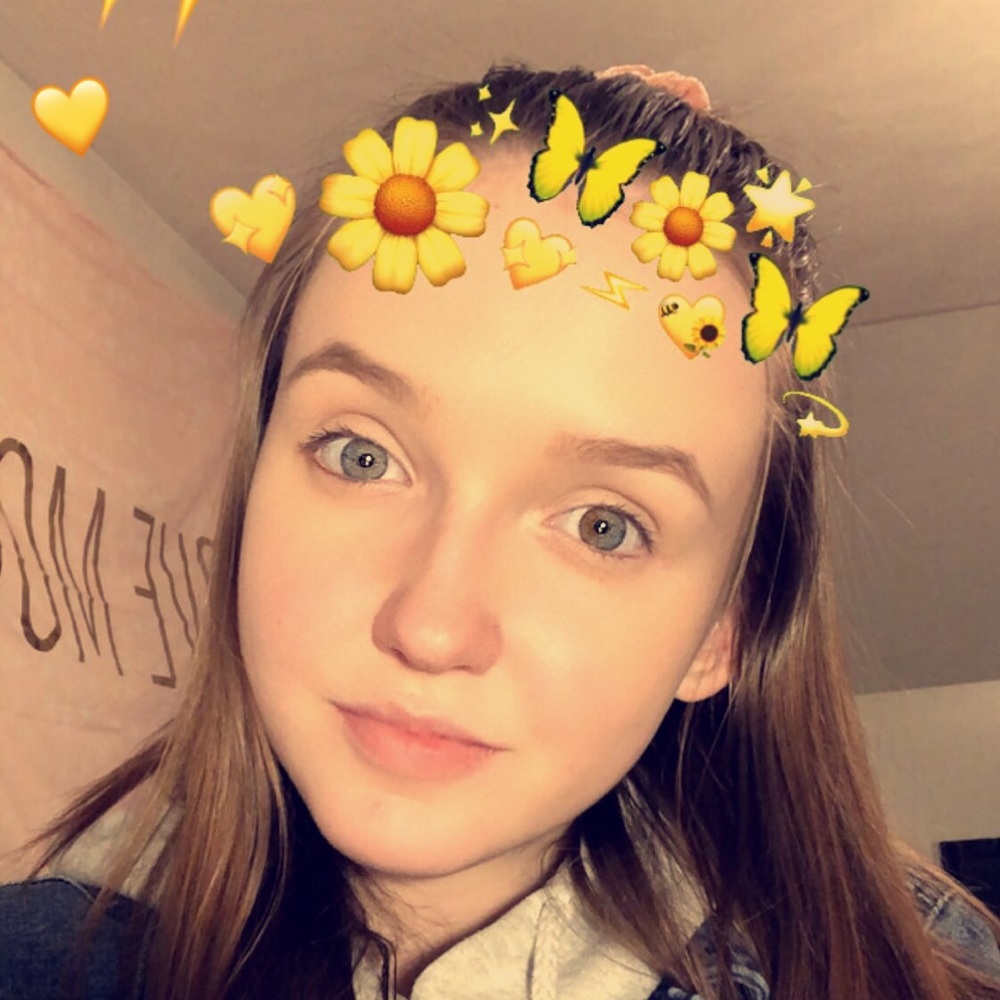 Meet your Posher, Madelyn